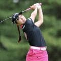 【女子ゴルフ】史上９人目アマＶなるか！　１８歳・長沢愛羅が単独トップで前半ターン　１４６センチ大須賀望ら２位で追走