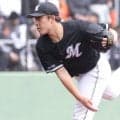 ロッテ・八木にまさかのアクシデント　ベースカバーで捕球ミス→送球が額直撃でベンチへ　走者が気遣う衝撃　投球再開もソフトバンク・近藤に３ラン被弾