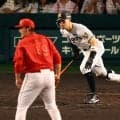 【広島】痛すぎる守乱　右翼手・野間峻祥が後逸＆悪送球　打者走者がホームに生還　ファンため息