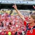 ノルウェー主将の試合後の振る舞いにSNS感動の声「おまえがヒーローだって意図が読めて、愛」