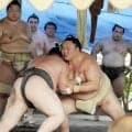 不屈の４１歳玉鷲が精力的に汗、阿炎はまさかの大遅刻で平謝り【大相撲】
