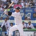 【ロッテ】チーム最年長39歳の角中勝也が「３番DH」で今季初スタメン／先発一覧