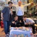 JRA騎手が函館に“恩返し” ジョッキー6名が子どもたちに400食分のお菓子などをプレゼント