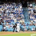 大谷翔平がＭＬＢ通算３００号メモリアル弾も…ドジャースが痛恨逆転負け　八回に失策連発でゲームは大暗転　ロバーツ監督が珍しく怒り露わに