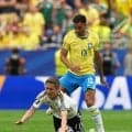 敗退したブラジル代表、帰国便に乗ったのはDFダニーロのみ　チームはW杯敗退当日夜に解散