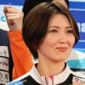 えっ珍しい！「すごく制服が似合いますね」６月引退発表の五輪代表カーリング美人選手　スカート姿で１日警察署長「最高にかわいい」