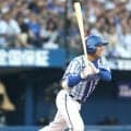 【DeNA】勝又温史１回に中日柳から右前打、連続試合安打20に伸ばす