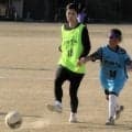 地元でサッカー教室開催の長谷川唯「正直、元気が足りないな」活気少ない参加者に本音