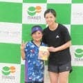 長谷川唯が衝撃の神対応連発　自身の著書１００冊を自費購入→地元のサッカー少女へプレゼント　ユニホーム４０枚も贈呈