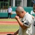「下を向かず…」　監督メモ見てピンチ投げきった学習院・中家投手