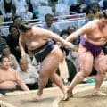 大青山が一意との新入幕対決を制す　白星発進も「何とか勝った。前に出る相撲を目指していきたい」