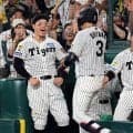 阪神・佐藤輝Ｖ弾　２戦連発特大１２７メートル「修正しながら、いい打撃ができた」大山と今季２度目アベック