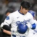 大谷翔平　ＡＢＳチャレンジ迷った？際どい１球にヘルメットさわる→球審無反応→何とも言えない表情に　第４打席は空振り三振