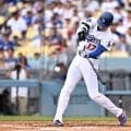 「起きたら打ってたー」大谷翔平、日米通算350号先頭打者弾に熱狂「膝調子悪い人とは思えん」