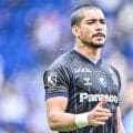 ｢ウィリールトンは草w｣華麗な“ウィリー走行”披露のG大阪の重戦車ブラジル人ドリブラーにファン爆笑!? ｢声出してワロタ｣｢そんな特技もってたんかーい！｣