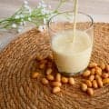 男性が「豆乳」を毎日飲むとどうなる？1週間～1ヶ月で体に起こる変化