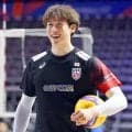 石川祐希、ロス五輪まで２年「成長し続ける」開幕８連勝で首位走る日本　イタリアにパリ五輪の雪辱へ…１５日ＶＮＬ大阪開幕