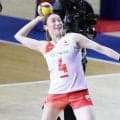 「カワイイ♥」バレー女子　石川真佑ら３選手がお揃いキャップの私服ショット