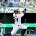 阪神・西純　地元倉敷で初回適時打　野手転向後初凱旋も「やっぱ守備で…」落球猛省