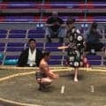 「体重差3倍はやばい」「土俵下に吹っ飛んだ」無差別級対決で“縦一回転”の衝撃決着