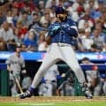 ＭＬＢ球宴　カミネロへの死球で球場騒然　バット＆ヘルメット吹っ飛ぶ　緊急交代　レイズの主砲にまさかの事態　球場でＸ線検査と米報道