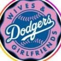 ドジャース奥様会　キケ・ヘルナンデス一家集合ショット公開「楽しいボブルヘッドナイト」