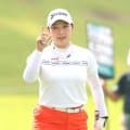 【女子ゴルフ】上位に「さくら」が３人！　小祝＆鳥居は暫定６位、横峯は１２位　神谷そら首位…前半組が終了　明治安田レディス