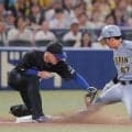 阪神　高寺が“忍者スライディング”　「１人時間差のようにして。高等な技術ですね」解説が絶賛　完全にアウトのタイミングをセーフに