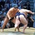 豊昇龍、１敗守って中盤戦へ「悪いところもいいところもあった。考えながら相撲を取っていきたい」