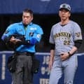 【阪神】藤川監督が陰の立役者たたえる「伏見が本当によくゲームを引っ張ってくれている」