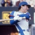 【プロ野球】優勝がかかった大一番の試合前、近藤貞雄は選手たちを集め「酒でもやって頑張ってくれ」とビールを振る舞った