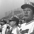 【プロ野球】戦力外候補から一転、平野謙を救った近藤貞雄の慧眼 「打たなくてもいい」から始まったアメフト方式の野球とは？