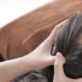 「頭皮のむくみ」が睡眠の不調につながることも