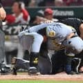 【阪神】乱闘寸前に骨折　因縁カードで１試合３死球　藤川監督がグラウンドに出て緊張走る