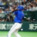 【中日】石伊雄太、マルティネスから死球→悶絶もプレー続行→９回守備交代　８回１失点好リード