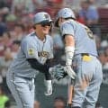 阪神が連勝で５月３０日以来の貯金１０　４年連続で前半戦の勝ち越し決定　森下が自己最多の２４号２ラン　梅野が今季初の２打点　才木はマツダで不敗神話継続