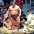 伯乃富士　技あり！５個目の金星　切り返しで豊昇龍を撃破「体が反応した」　伊勢ケ浜親方に感謝「師匠の言葉が勝ちにつながった」