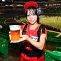 【ソフトバンク】“赤いラガービール娘”みつきさん　五つ年上の姉に憧れ「年間1万杯を目指す」