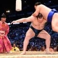 獅司が敗れ全勝消える…１敗に綱とりの霧島ら７人が並ぶ混戦で中日へ　名古屋場所