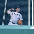 阪神・石井　ブルペン投球すでに４回目　捕手座らせ４０球　今季中復帰へ前進　平田２軍監督「ストレートも力強い」