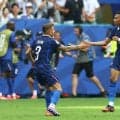 【Ｗ杯】エムバペが今大会１０点目！５６年ぶりの１大会２桁得点者に　通算得点メッシ抜きトップ　またもオリセとのホットライン