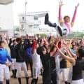 鷲頭虎太騎手のラスト騎乗は１０着「地元の函館でこういう締めくくりをできて良かった」　セレモニーに武豊騎手ら