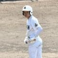 足羽・道上主将は最後までぶれなかった　将来見据え木製バットで快打
