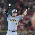 阪神・佐藤輝「やり返せてよかったです」　因縁のハーンから決勝２点二塁打　ヒロインで歓声浴びる　次戦以降へ「いろいろありますけどね。勝って黙らせるしかない」と決意表明
