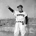 個人の愛称が球団名となった唯一の例は？【プロ野球記録企画】
