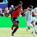 スペインvsアルゼンチン、前半0ー0で折り返す　サッカーW杯決勝
