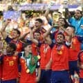 スペイン４大会ぶりＶの理由「人間性、献身性、チームのため自分を捧げる姿勢」デラフエンテ監督