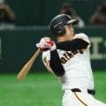 巨人の23歳逸材は「上がってこないと」　バット先端で逆方向へ…驚愕パワーは「ポジだわ」