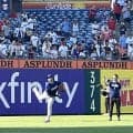 左ヒザ痛の大谷翔平、今週末にもブルペン投球再開へ　ロバーツ監督明かす