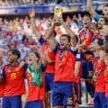 【ワールドカップ】スペインの強さだけが際立った今大会　世界一でもなお未完成の、危うさを感じさせるチームの頂はどこにあるのか